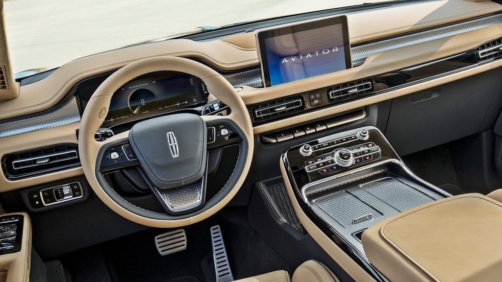 Anmeldelse af luksuscrossoveren Lincoln Aviator