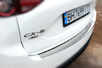 Mazda CX-5 2017–2025 Bagkofangerbeskytter Carmos (rustfrit stål) foto 1
