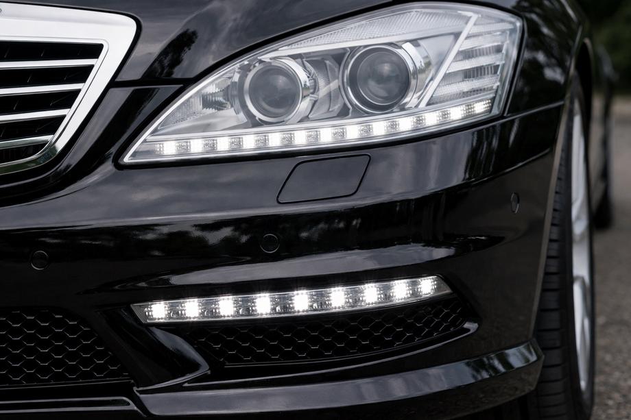 Mercedes S-Klasse W221 2005–2013 Kørelys (DRL) (AMG S65, 2009-2012) Image