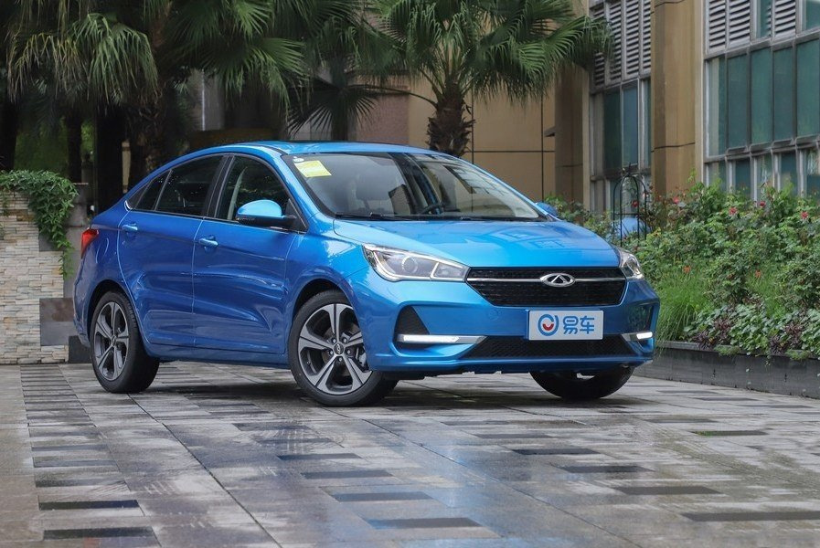 Test af den kompakte sedan Chery Arrizo 5