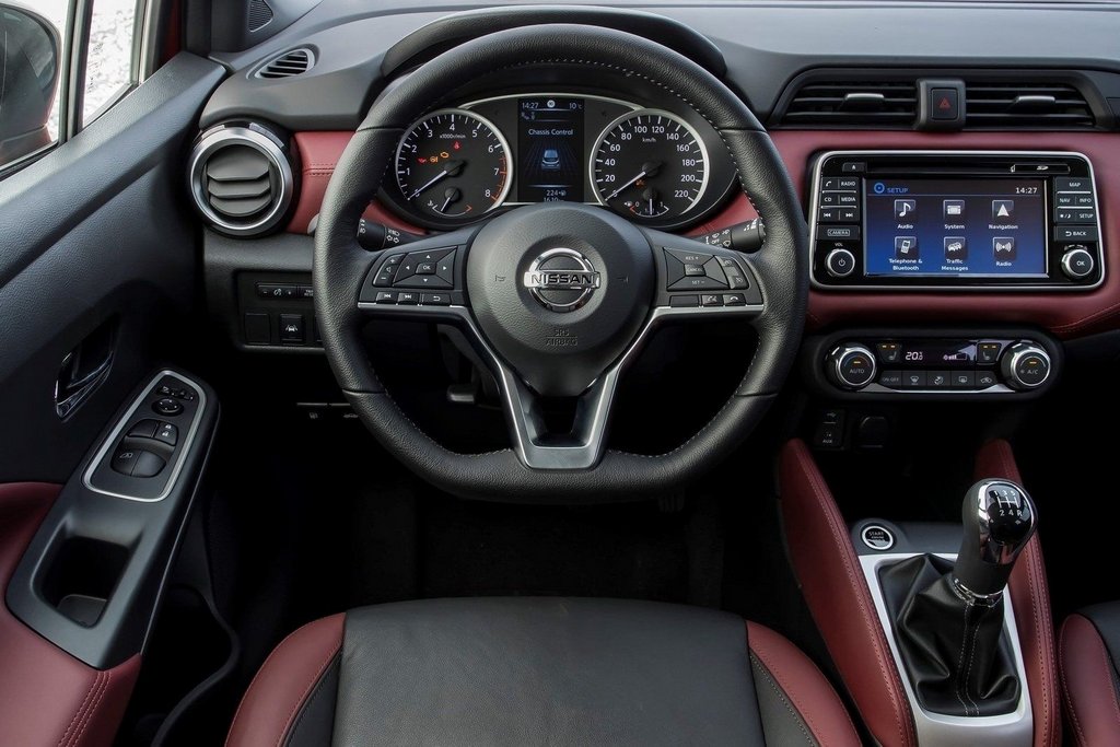 Test af Nissan Micra hatchback i femte generation