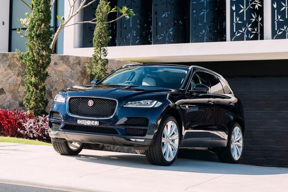 Jaguar F-Pace: mellemstor premium-crossover