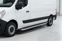 Nissan NV400 2010–2024 Sidetrin Fullmond (2 stk., aluminium) foto 1