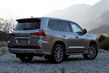 Premium firhjulstrukket SUV Lexus LX foto 7