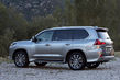 Premium firhjulstrukket SUV Lexus LX foto 5