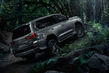 Premium firhjulstrukket SUV Lexus LX foto 3