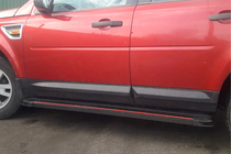 Land Rover Freelander II 2006–2014 Sidetrin Maya Red (2 stk., aluminium) foto 4
