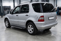 Mercedes ML W163 1997–2005 Sidetrin Bosphorus Grey (2 stk., aluminium) foto 1