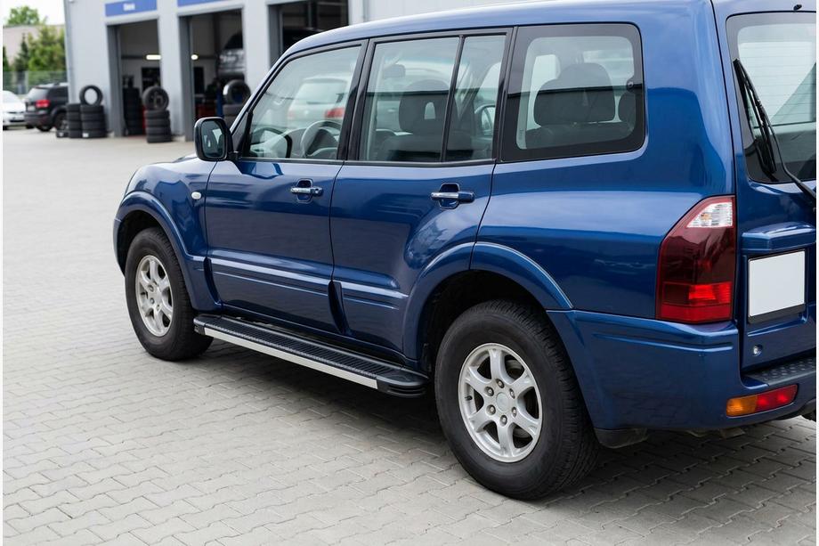 Mitsubishi Pajero Wagon III 1999–2006 Sidetrin Maya V1 (2 stk., aluminium) Image