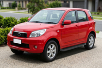 Daihatsu Terios 2006–2017 Sidetrin Tayga Black (2 stk., aluminium) foto 1