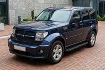 Dodge Nitro 2006–2011 Sidetrin Tayga Black (2 stk., aluminium) foto 1