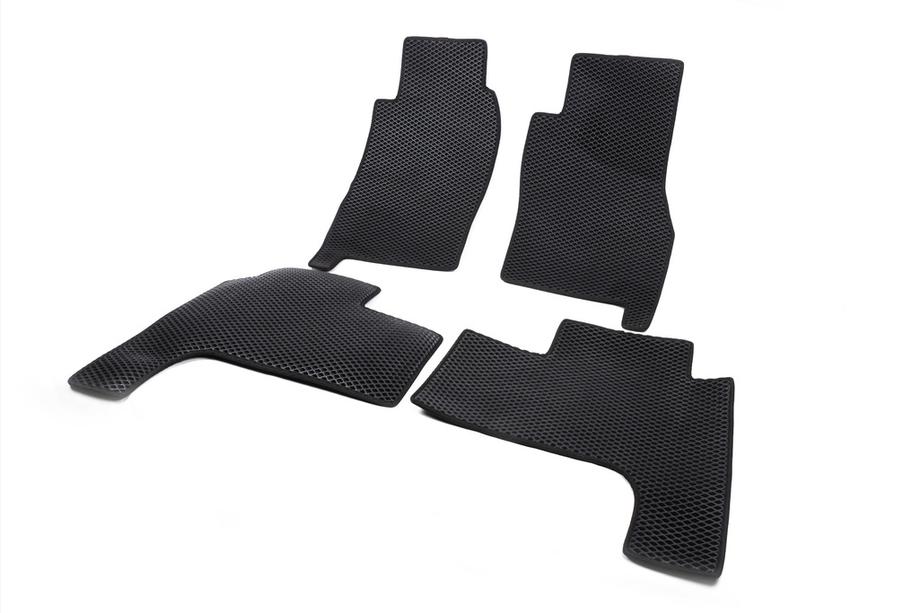 Nissan Patrol Y61 1997–2011 EVA gulvmåtter (sorte) Lang, 4 stk. (for og bag) Image