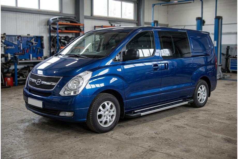 Hyundai H300, H1, Starex 2008–2020 RedLine V1 sidetrin (2 stk., alu.) Image