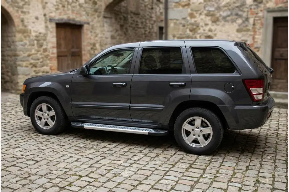 Jeep Grand Cherokee WK 2004–2010 Sidetrin New Vision Grey (2 stk., aluminium) Image