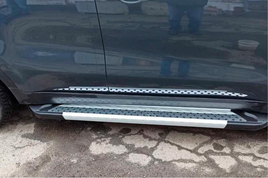 Kia Sportage 2015–2021 Sidetrin New Vision Grey (2 stk., aluminium) Image