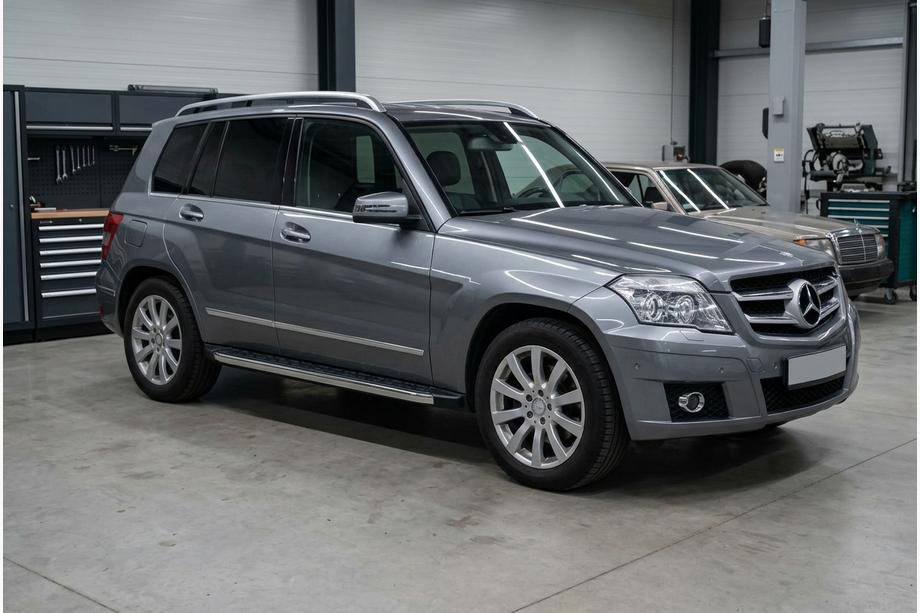 Mercedes GLK-klasse X204 2008–2015 BlackLine sidetrin (2 stk., aluminium) Image