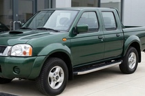 Nissan NP300 1999–2015 BlackLine sidetrin (2 stk., aluminium) foto 1