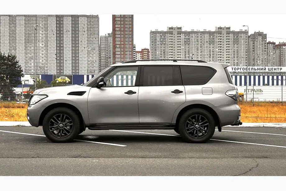 Nissan Patrol Y62 2010–2024 Sidetrin New Vision Grey (2 stk., aluminium) Foto 10