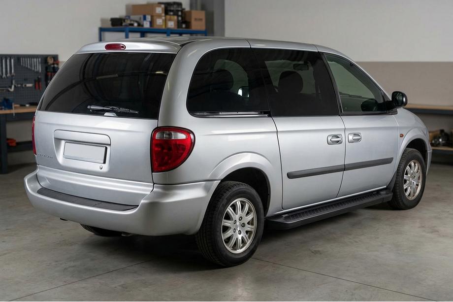 Chrysler Voyager 2001–2007 Sidetrin Allmond Black (2 stk., aluminium) Image