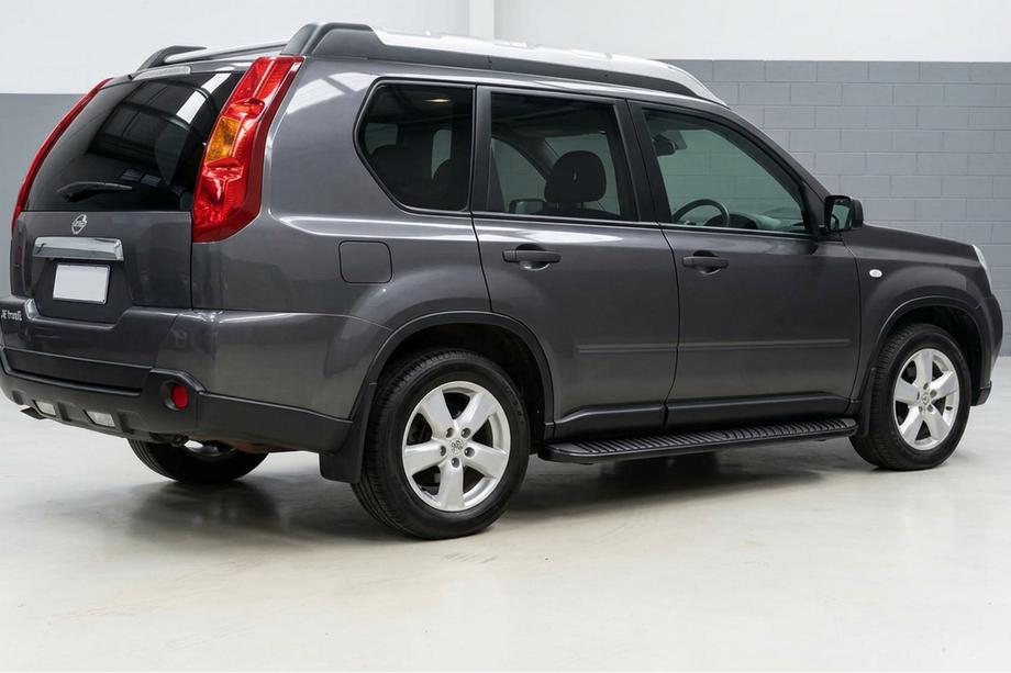 Nissan X-trail T31 2007–2014 Sidetrin Tayga Black (2 stk., aluminium) Image