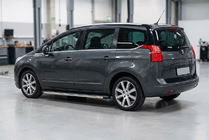 Peugeot 5008 2009–2016 BlackLine sidetrin (2 stk., aluminium) foto 1