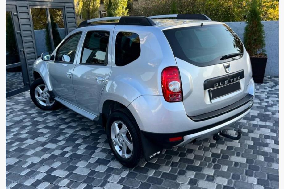 Dacia Duster 2008–2018 Bagkofangerbeskytter EuroCap (ABS) Foto 1