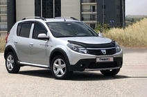 Dacia Sandero 2007–2013 Motorhjelmsdeflektor (EuroCap) foto 4