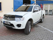 Mitsubishi L200 2006–2015 Motorhjelmsdeflektor (EuroCap) foto 3