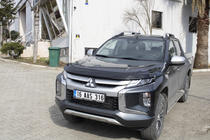 Mitsubishi L200 2015–2024 Deflektor til motorhjelm (2019+, EuroCap) foto 11