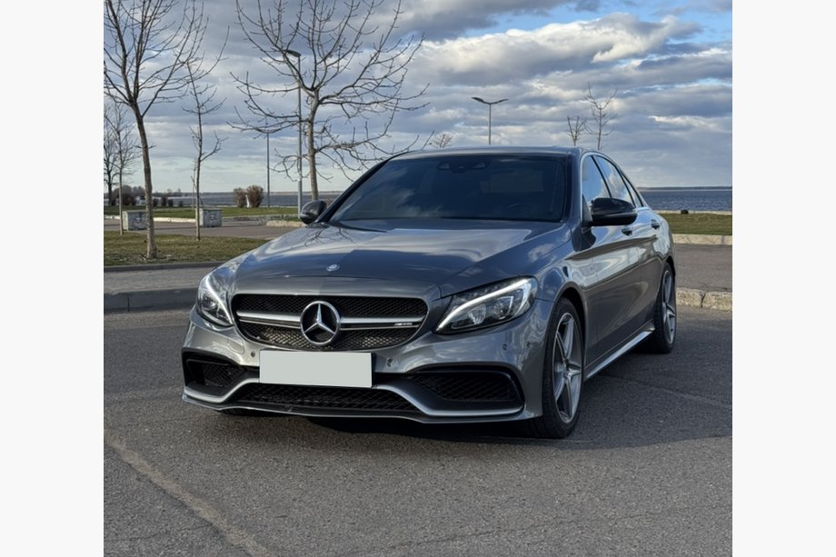 Mercedes C-klasse W205 2014–2021 Bodykit-sæt med komplet bagkofanger (AMG C63-designs 2014-2018) Image