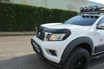 Nissan Navara/NP300 2016– Motorhjelmsdeflektor (EuroCap) foto 3