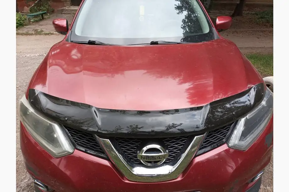 Nissan X-trail T32/Rogue 2014–2021 Motorhjelmsdeflektor (EuroCap) Image