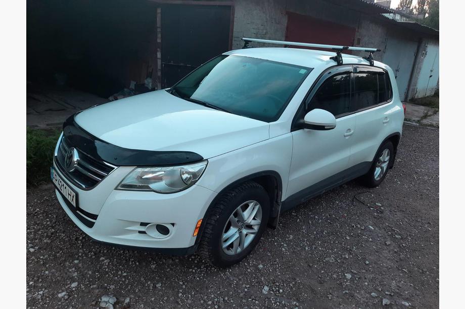 Volkswagen Tiguan 2007–2016 Motorhjelmsdeflektor (EuroCap) Foto 4