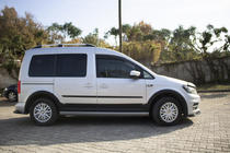 Volkswagen Caddy 2015–2020 Sæt med sidepyntlister og skærmforøgere foto 6