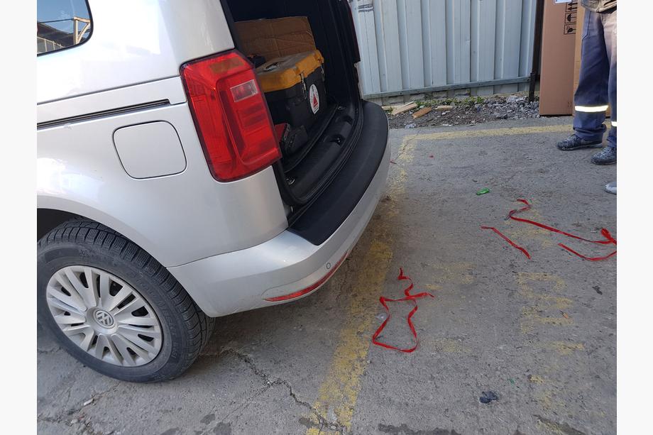 Volkswagen Caddy 2015–2020 Bagkofangerbeskytter EuroCap (ABS) Foto 2