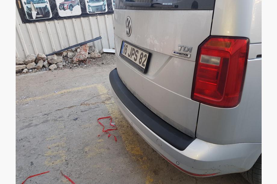 Volkswagen Caddy 2015–2020 Bagkofangerbeskytter EuroCap (ABS) Foto 4