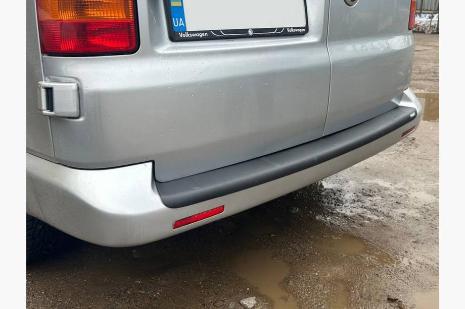 Volkswagen T5 Transporter 2003–2010 Bagkofangerbeskytter EuroCap (ABS) Image