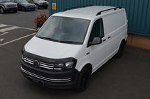 Volkswagen T6 2015–2024 Motorhjelmsdeflektor (EuroCap) foto 5