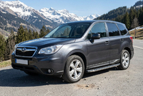Subaru Forester 2013–2018 BlackLine sidetrin (2 stk., aluminium) foto 1