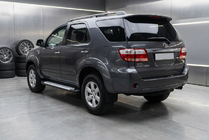 Toyota Fortuner 2006–2015 Sidetrin Allmond Grey (2 stk., aluminium) foto 1