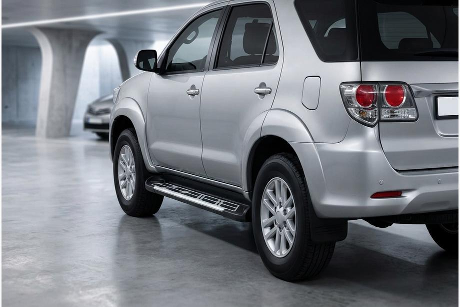 Toyota Fortuner 2006–2015 Sidetrin Sunrise (2 stk., alu) Image