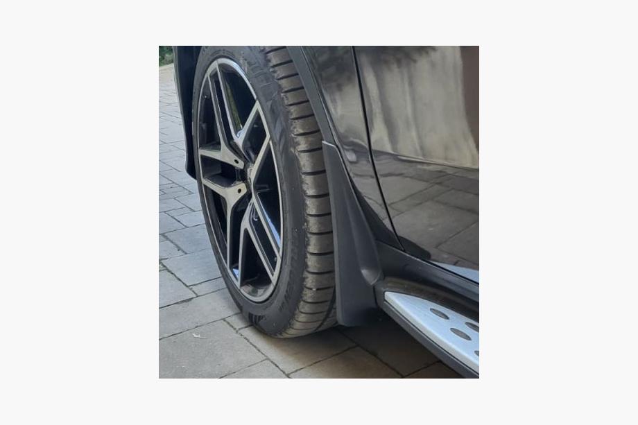 Mercedes GLE Coupé C292 2015–2019 Stænklapper Premium med sideskørter (4 stk) Image