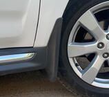 Mitsubishi Outlander 2006–2012 Stænklapper Premium til bredt sideskørt (4 stk) foto 2