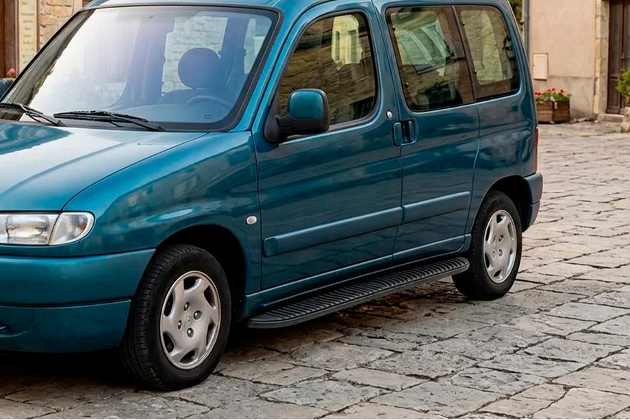 Peugeot Partner 1996–2008 Sidetrin Tayga Black (2 stk., aluminium) Image