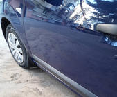 Renault Sandero 2007–2013 Forreste stænklapper (2 stk.) foto 4
