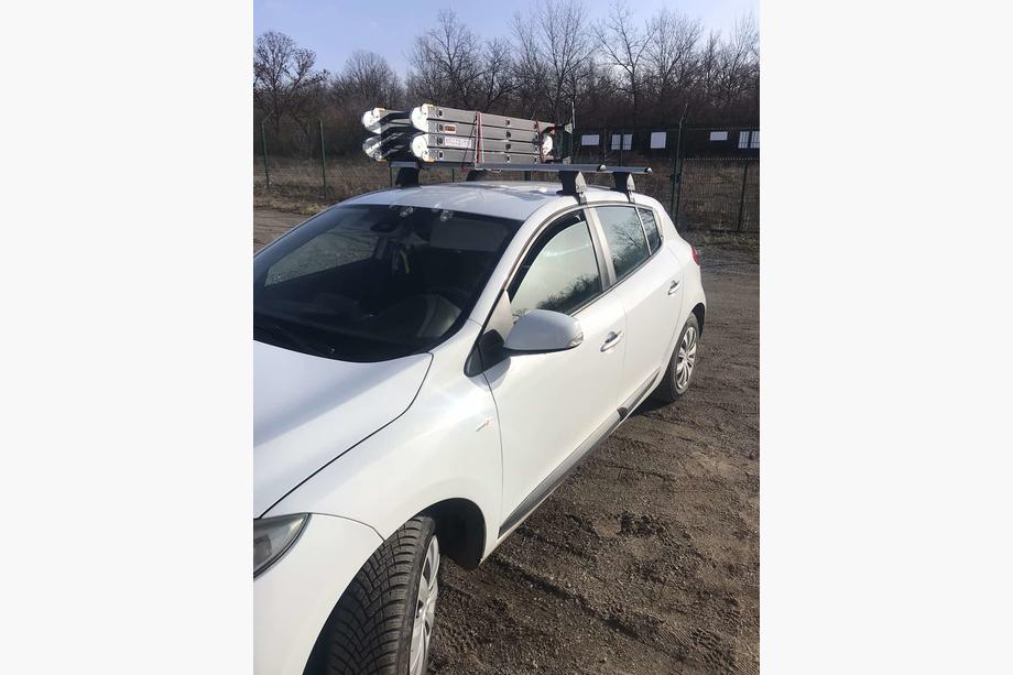 Renault Megane III 2009–2016 Tagbøjler til glat tag (2 stk, Asaf V4) Foto 3