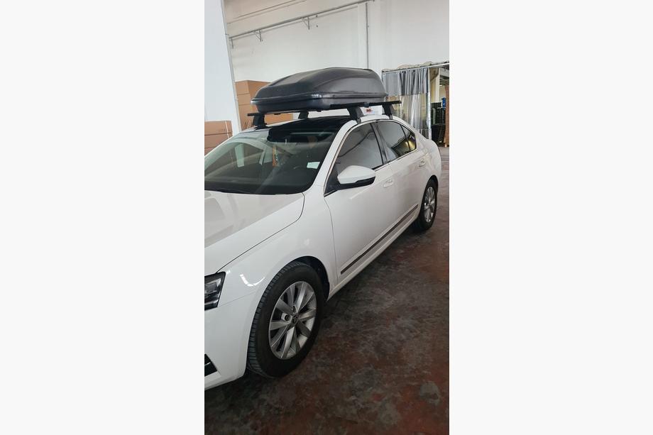 Skoda Superb 2015–2024 Tagbøjler til glat tag (2 stk, Asaf V4) Image