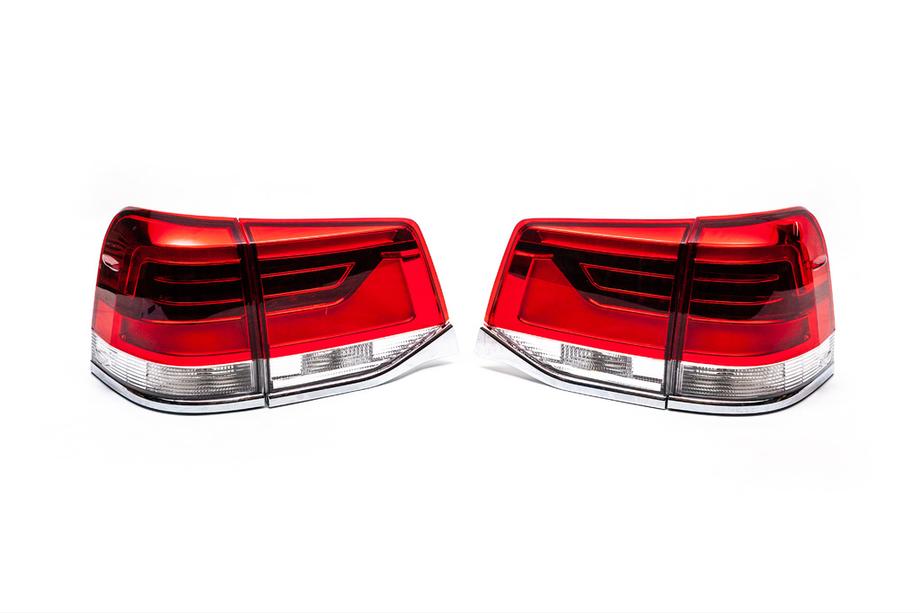 Toyota Land Cruiser 200 2007–2021 Baglygter 2016-2021 (OEM-standard) Venstre indvendige baglygte (på bagklap) Foto 3