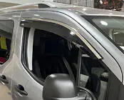 Opel Combo 2019– Vindafvisere med kromliste (2 stk., Niken) foto 1