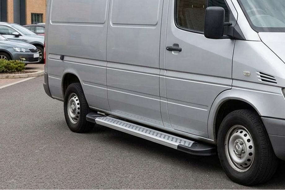Volkswagen LT 1995–2006 Sidetrin New Vision Grey (2 stk., aluminium) Mellem akselafstand Image